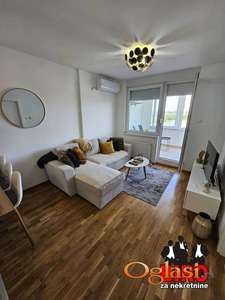 Izdaje se LUX dvosoban stan na Petrovaradinu!