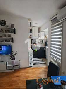 Borča centar, 2,0, 4/4, uknjižen ID#1603