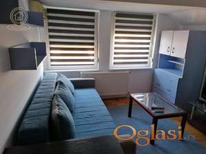 Izdavanje stanova Novi Sad – Nameštena garsonjera 32m², odlična lokacija, Telep