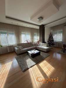 Novi Sad, Liman 3, Lux cetvorosoban stan na top lokaciji