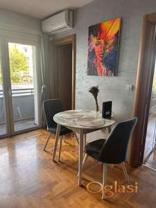 Odličan dvoiposoban stan