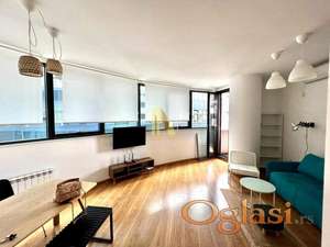 Pupinova palata - 2.0 namešten stan