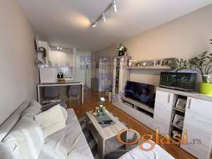 Odlican dvosoban stan na Grbavici