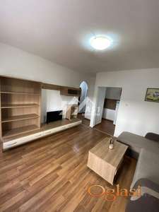 Izdajem lep renoviran komforan dvosoban stan na Bulevaru Oslobođenja !!! ID#6175