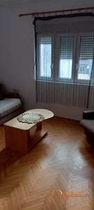 Zemun, Novi Grad. Odmah useljiv stan sa minimalnim dodatnim troskovima!