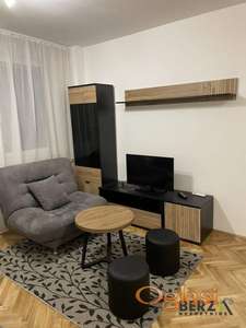  MODERNO NAMEŠTEN DVOSOBAN STAN NA DETELINARI