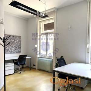 Izdaje se kancelarija površine 18m² sa kapacitetom od 4 radna mesta.
