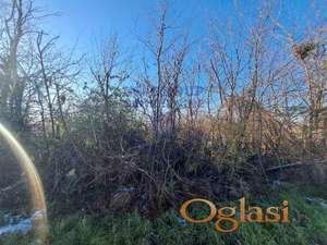 Prodaje se plac u Rumenci