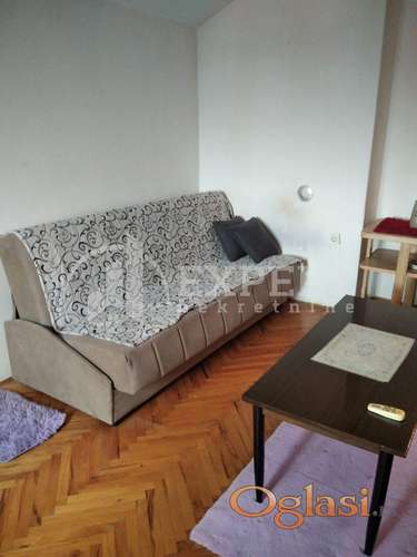Izdaje se garsonjera na Vizantijskom bulevaru, 31m2