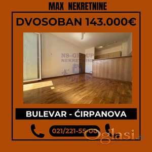 Fenomenalan dvosoban stan na Bulevaru