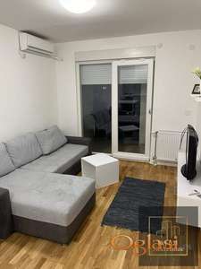 Kompletno nameštena garsonjera-Park Novi Residence!