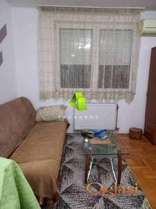 Renoviran dvoiposoban stan na dobroj lokaciji u centru ID#7967