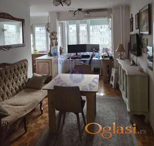 Kompletno namešten dvosoban stan na Socijalnom, 50m2