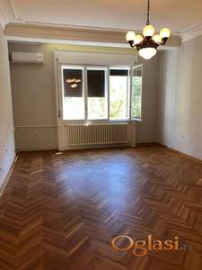 Stan,NOVI SAD,CENTAR,kv: 123, € 2000, ID: 9101822