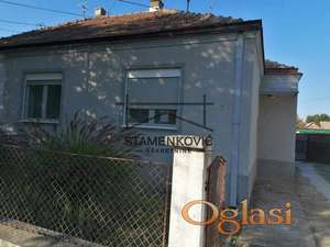 Kuća u centru Šida ID#6984