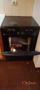 Odličan šporet sa ravnom pločom