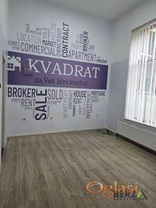 PRAZAN LOKAL OD 18 M2 U STROGOM CENTRU, POGODAN KAO KANCELARIJSKI PROSTOR