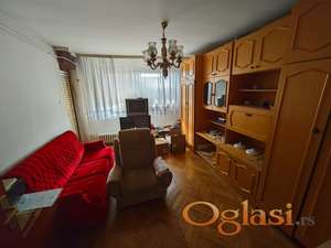 Dvosoban Stan U Blizini Gradskog Trga – 60 m², Terasa, Podrum