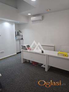 Dedinje, poslovni prostor, 155 +30 m2, novija gradnja