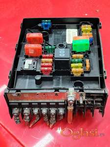 Golf 6 kutija osigurača 2.0 TDI