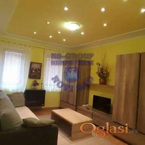 Predstavljamo Vam prelepu renoviranu spratnu kuću u Sremskim Karlovcima.