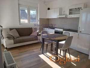 58m2, Petrovaradin dvoiposoban stan