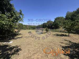 Plac na prodaju Sremski Karlovci 860m2