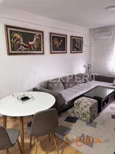 Izdaje se stan u centru grada!