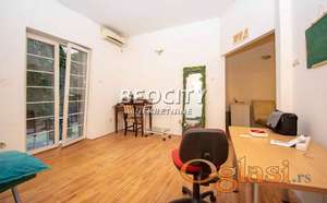 Stari grad, Politika, Hilandarska, 2.0, 48m2