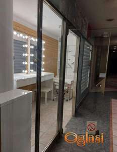 Izdajem lokal u Knez Mihailovoj Tc Milenijum