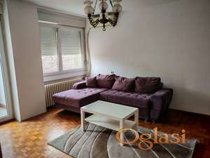 Izdaje se komforan dvosoban stan Liman 3