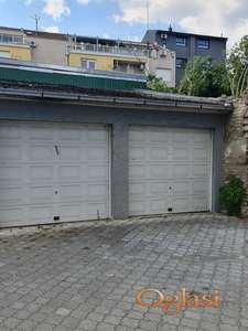 Izdajem garažu , Novi Sad ul Jovana Subotića 21