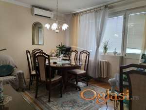 Subotica-Centar II-prodaje se dvosoban stan na odličnoj lokaciji ID#2257