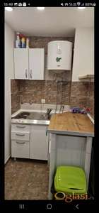 Garsonjera u kuci pesackoj zoni u centru.