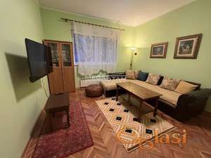 Prvomajska, 2.0, namešten