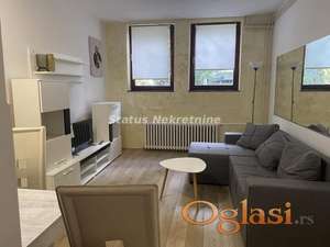 Garsonjera u centru Novog Sada, 25 m², 250 eura