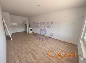 Odlican dvosoban stan na Adicama