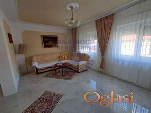 Odlična spratna kuća!