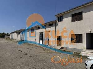 Poslovni  prostor - hala,magacin,trgovina, 713 m2, plac  2.273 m2