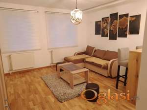 ADICE 30m2 NAMEŠTEN, BLIŽE FUTOŠKOM PUTU