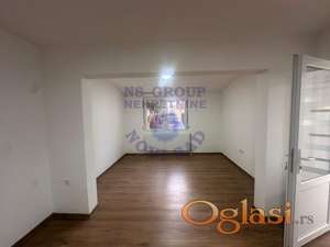 Dvorisni stan - Bulevar Evrope!