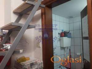 Odlican lokal na Bulevaru !