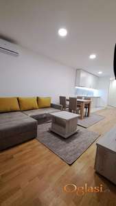 NOV NAMEŠTEN JEDNOIPOSOBAN STAN U NOVOJ ZGRADI NA NOVOM NASELJU 400 EVRA