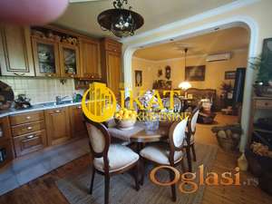 Palilula, Luksuzna porodična kuća, Borča 250m2 ID#4500