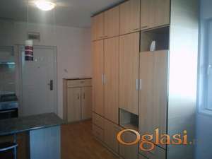 Garsonjera sa niskim troškovima