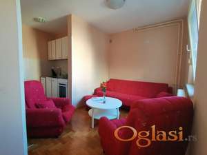 Namešten jednoiposoban stan 34m2 - Vojvode Šupljikca