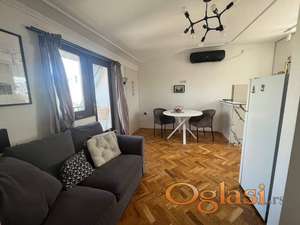 JEDNOSOBAN STAN U JEVREJSKOJ,BEZ ULAGANJA