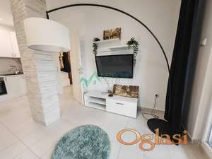 Podbara, 55m2. Noviji dvosoban namešten stan. 