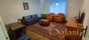 TROSOBAN STAN NA BULEVARU EVROPE 