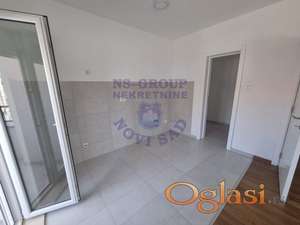 Odličan dvosoban stan na Somborskom bulevaru!